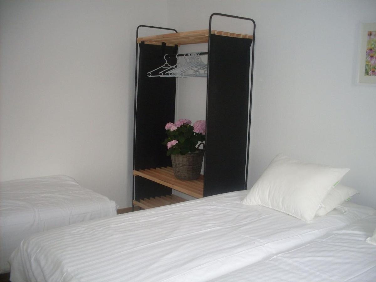 Vintage In With Forest Nearby Vakantiehuis